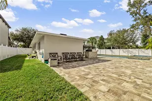 5009 W Neptune Way, Tampa, FL 33609 - Photo 33