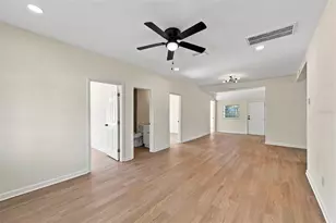917 E 25th Ave, Tampa, FL 33605 - Photo 7