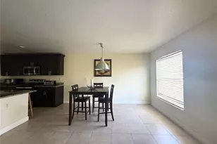30909 Sonnet Glen Dr, Wesley Chapel, FL 33543 - Photo 7