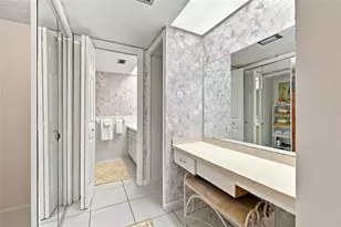 2101 Sunset Point Rd, Clearwater, FL 33765 - Photo 15