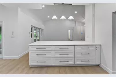 2216 New Bedford Drive, Sun City Center, FL 33573 - Photo 25