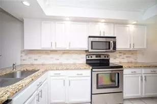 9490 Harbor Greens Way, Seminole, FL 33776 - Photo 9