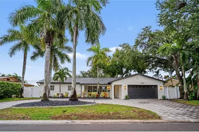 2649 64th Way N, Saint Petersburg, FL 33710 - Photo 3