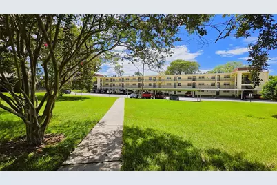 1450 Heather Ridge Boulevard #201, Dunedin, FL 34698 - Photo 1