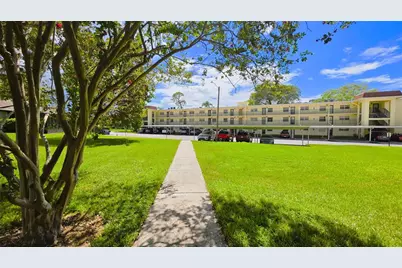1450 Heather Ridge Boulevard #201, Dunedin, FL 34698 - Photo 5