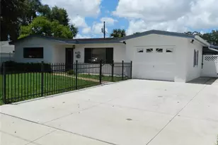 7454 1st Way N, Saint Petersburg, FL 33702 - Photo 1