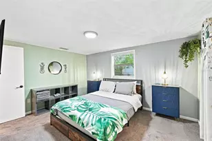 8911 N Highland Ave, Tampa, FL 33604 - Photo 21