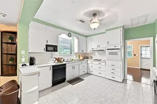 8911 N Highland Ave, Tampa, FL 33604 - Photo 13