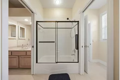 16308 Moradas De Avila, Tampa, FL 33613 - Photo 45