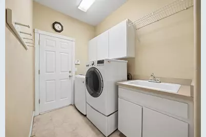 16308 Moradas De Avila, Tampa, FL 33613 - Photo 53