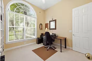 16308 Moradas De Avila, Tampa, FL 33613 - Photo 13