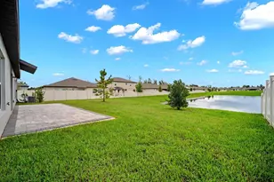 4060 Capri Coast Dr, Plant City, FL 33565 - Photo 27