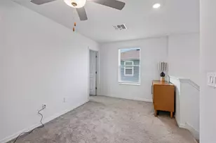 11637 Radiant Shore Loop, San Antonio, FL 33576 - Photo 17