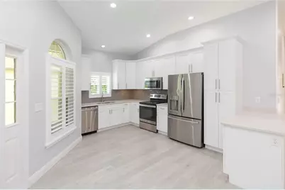 34942 Double Eagle Court, Zephyrhills, FL 33541 - Photo 11