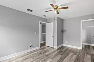 7335 Bridgeview Dr, Wesley Chapel, FL 33545 - Photo 41