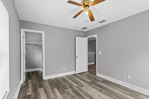 7335 Bridgeview Dr, Wesley Chapel, FL 33545 - Photo 37