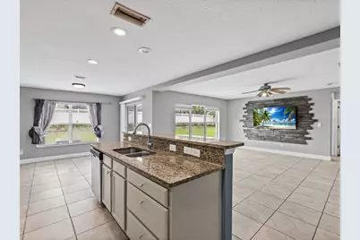 7335 Bridgeview Drive, Wesley Chapel, FL 33545 - Photo 19