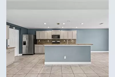 7335 Bridgeview Drive, Wesley Chapel, FL 33545 - Photo 15
