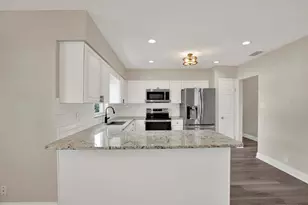 3009 W Heiter St, Tampa, FL 33607 - Photo 9
