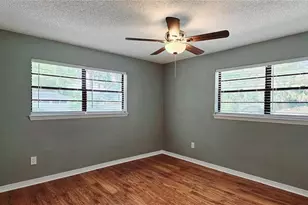 317 Pleasant St, Clearwater, FL 33755 - Photo 17