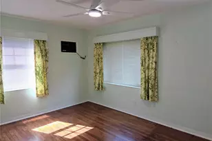 6044 Burlington Ave N, Saint Petersburg, FL 33710 - Photo 17