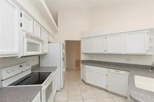 2009 New Bedford Dr, Sun City Center, FL 33573 - Photo 19