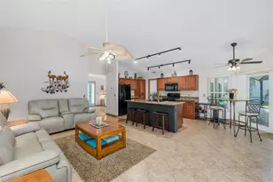 11810 Spanish Lake Dr, Tampa, FL 33635 - Photo 15