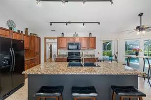 11810 Spanish Lake Dr, Tampa, FL 33635 - Photo 11