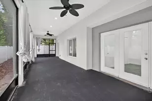 5114 Chilkoot St, Tampa, FL 33617 - Photo 75