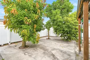 3118 River Cove Dr, Tampa, FL 33614 - Photo 37