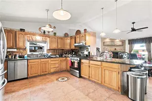 12501 Apalachee Pl, Thonotosassa, FL 33592 - Photo 53