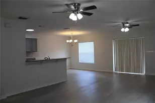 7840 Carriage Pointe Dr, Gibsonton, FL 33534 - Photo 5
