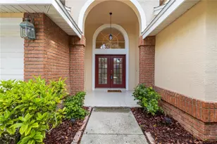 8746 Tantallon Cir, Tampa, FL 33647 - Photo 9