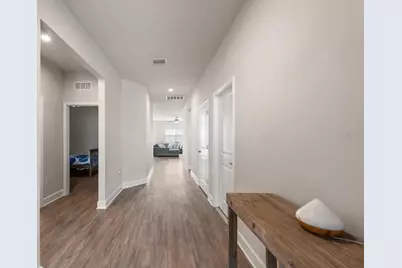 12353 Blue Pacific Drive, Riverview, FL 33579 - Photo 7
