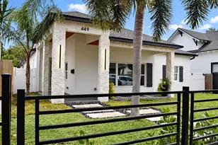 449 12th Ave N, Saint Petersburg, FL 33701 - Photo 3