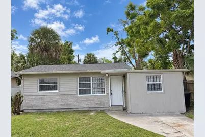 4034 13th Avenue S, Saint Petersburg, FL 33711 - Photo 1
