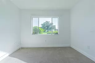4595 Chancellor St NE, Saint Petersburg, FL 33703 - Photo 13