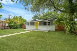 2626 E Chelsea St, Tampa, FL 33610 - Photo 1