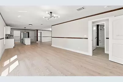 8038 S Meadowview Cir, Tampa, FL 33625 - Photo 11