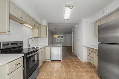 4715 Bay Street NE #127, Saint Petersburg, FL 33703 - Photo 7