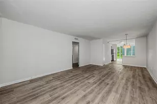 4715 Bay St NE, Saint Petersburg, FL 33703 - Photo 13