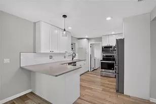 1905 Bryan Rd, Brandon, FL 33511 - Photo 15