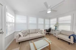 1579 Elizabeth Ln, Clearwater, FL 33755 - Photo 5