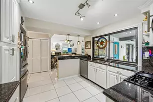5050 Lake Valencia Blvd W, Palm Harbor, FL 34684 - Photo 9