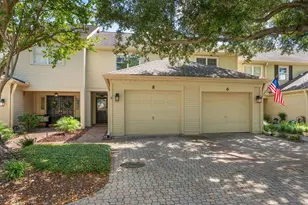 8 Pelican Pl, Belleair, FL 33756 - Photo 1
