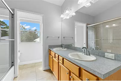 9240 San Martin Boulevard NE, Saint Petersburg, FL 33702 - Photo 39