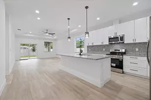 1307 W Patterson St, Tampa, FL 33604 - Photo 9
