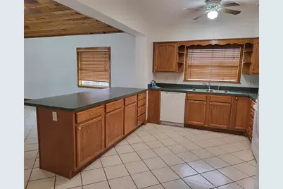 1601 Summerdale Drive S, Clearwater, FL 33764 - Photo 9