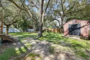 19101 Livengood Rd, Lutz, FL 33559 - Photo 31