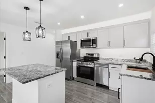 4511 20th Ave S, Saint Petersburg, FL 33711 - Photo 3